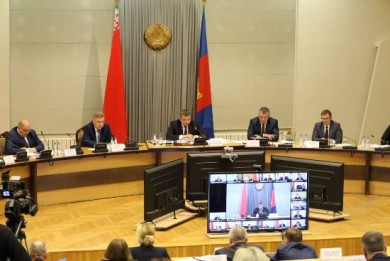 Александр Курлыпо принял участие в заседании Брестского облисполкома по вопросу сокращения объемов сверхнормативного строительства
