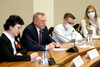 Председатель Комитета госконтроля Гродненской области Анатолий Дорожко встретился со студенческой молодежью