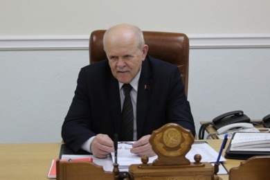 Председатель Комитета госконтроля Леонид Анфимов провел прием граждан в Администрации Президента
