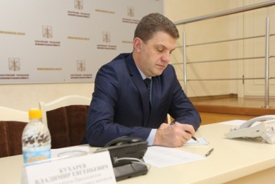 Заместитель Председателя Комитета госконтроля Владимир Кухарев провел в Бобруйске прямую телефонную линию и прием граждан