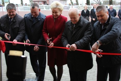 Леонид Анфимов принял участие в открытии нового отделения круглосуточного пребывания для граждан пожилого возраста и инвалидов