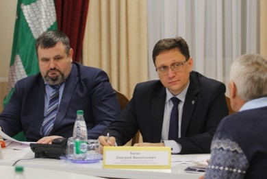 Дмитрий Баско принял участие в заседании Добрушского райисполкома, провел прямую телефонную линию и прием граждан