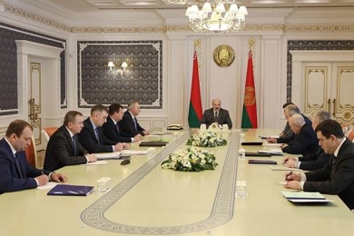 Leonid Anfimov took part in a meeting on the work of Belarusian oil refineries