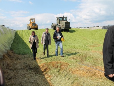 Сотрудники Комитета государственного контроля Брестской области провели мониторинг сельхозорганизаций области к заготовке травяных кормов
