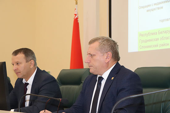 Председатель Комитета государственного контроля Гродненской области Анатолий Дорожко принял участие в заседании Слонимского райисполкома.