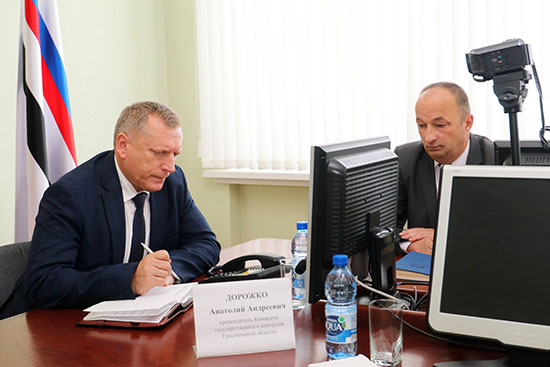 Прием граждан и прямую линию провел председатель Комитета государственного контроля Гродненской области Анатолий Дорожко в Сморгонском райисполкоме.