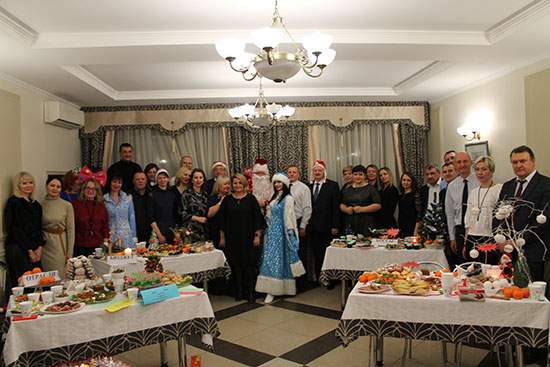 В преддверии Нового года в Комитете государственного контроля Гродненской области состоялся конкурс «Кулинарный поединок».