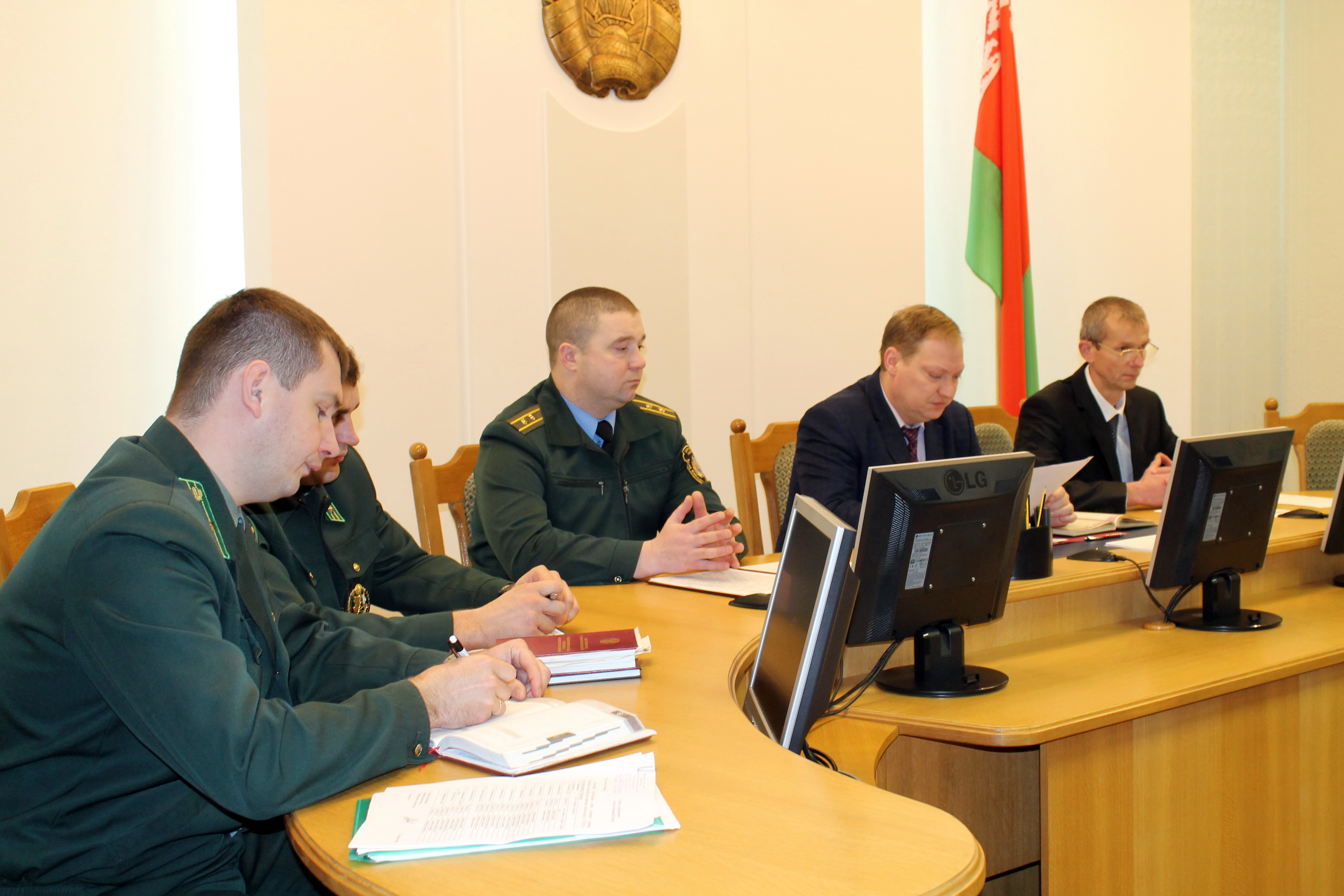 Основные недостатки при проведении лесозаготовок обсудили в КГК Могилевской области