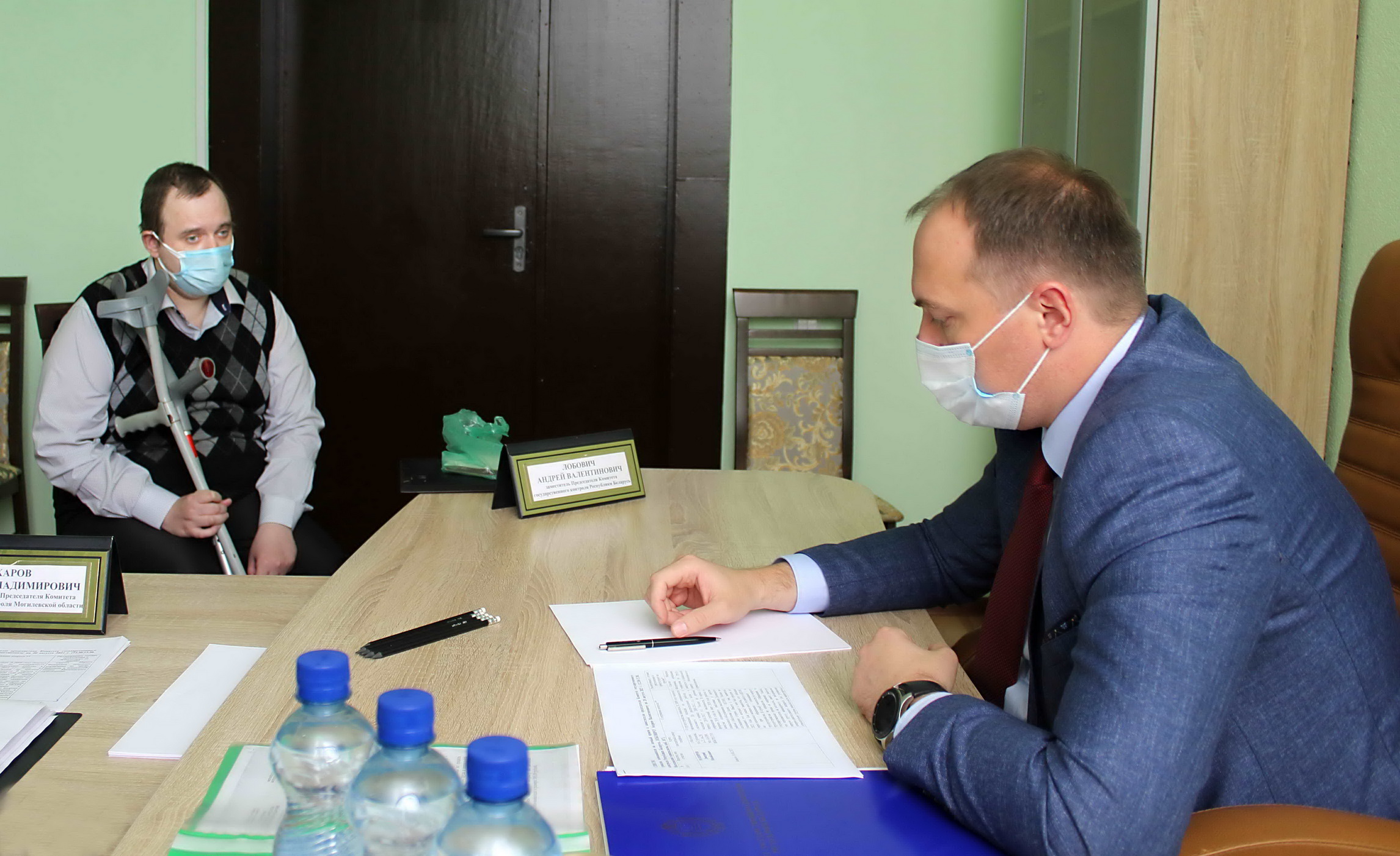 Зампредседателя КГК Андрей Лобович провел в Могилеве прямую телефонную линию и прием граждан.