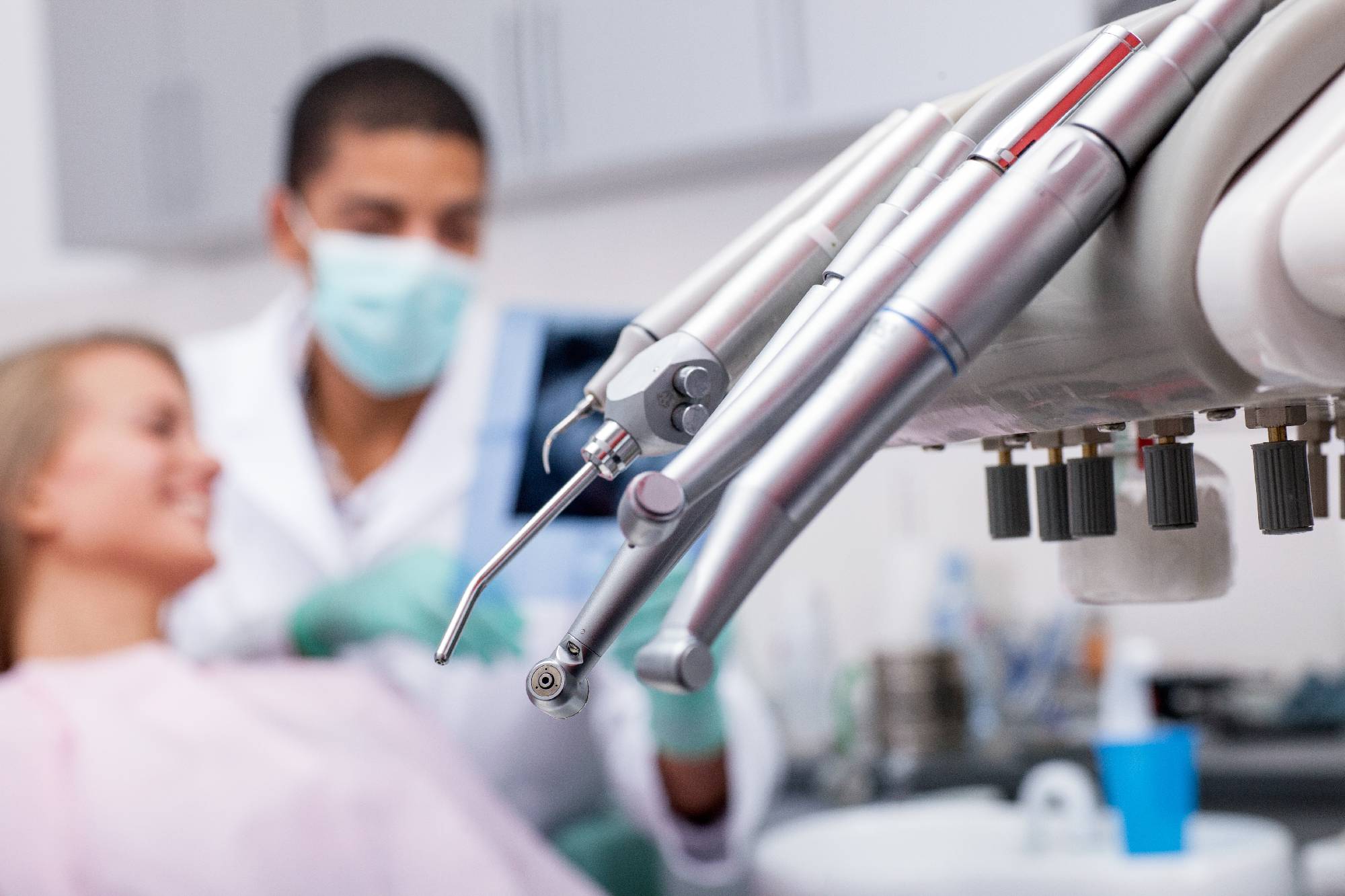 Комитетом госконтроля Гомельской области пресечены завышения цен на стоматологические услуги в частной клинике