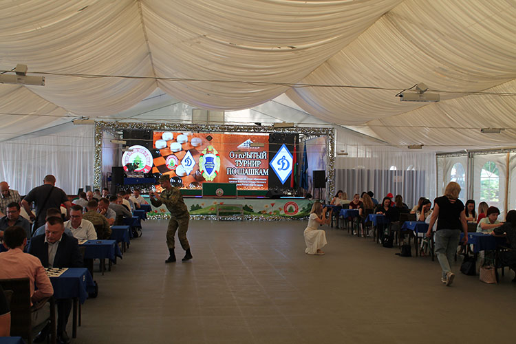 В Гродно прошел открытый турнир по шашкам, приуроченный к 30-летию образования Комитета государственного контроля Республики Беларусь.