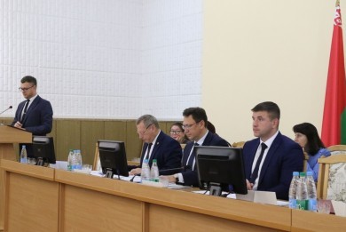 Дзмітрый Баско прыняў удзел у пасяджэнні Воранаўскага райвыканкама і наведаў сельгаспрадпрыемствы раёна 
